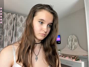girl
        lorettafairleigh cam image #3954815