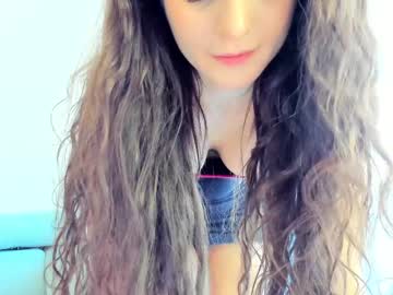 girl
        elaanna cam image #6242079