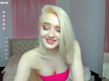 girl
        oliviabr0wn cam image #925948