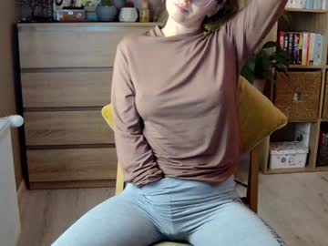 girl
        erotic_vibe cam image #5662364