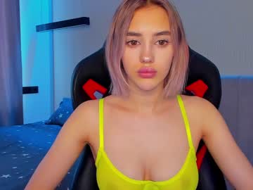 girl
        angella_kleee cam image #41998