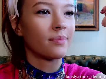 girl
        _demi_dee_ cam image #2163564