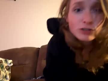 girl
        lenity_life cam image #5482338