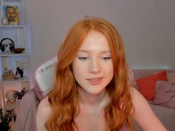 girl
        madeline_jackson cam image #2026050