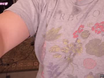 girl
        evelynpiers cam image #1779553