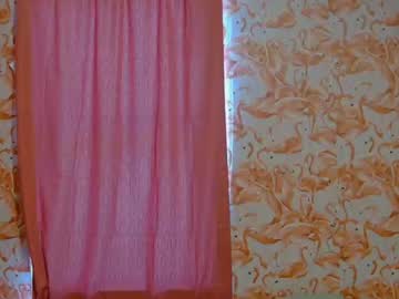 girl
        shelikessoymilk cam image #4844078