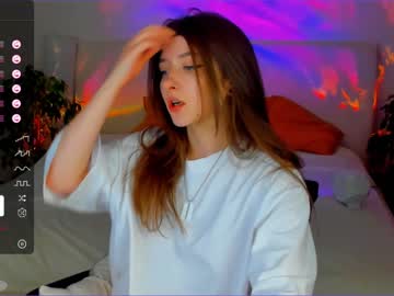 girl
        vvednesday cam image #5790