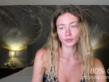 girl
        oksanafedorova cam image #1374566
