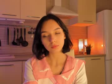 girl
        aimeerogers cam image #1254226