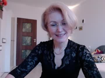 girl
        jasmin18v cam image #3183362
