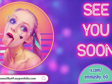 girl
        emmasky69 cam image #6040159
