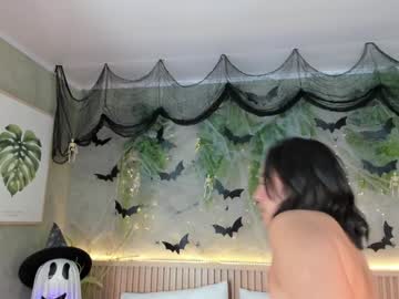 girl
        lia_myars cam image #5234148