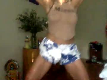 girl
        tomboyskank cam image #660909