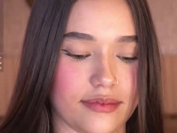 girl
        _meghan_gomez1_ cam image #6979158