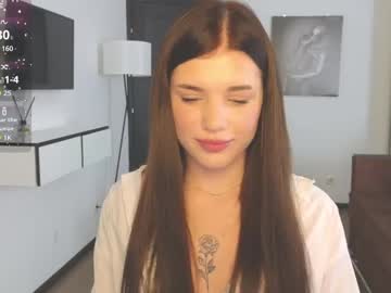 girl
        adri_dream cam image #6627257
