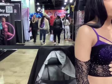 girl
        xvno cam image #1369571