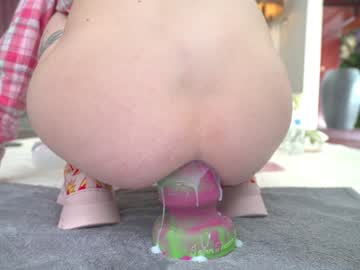 girl
        mashayang cam image #5058792