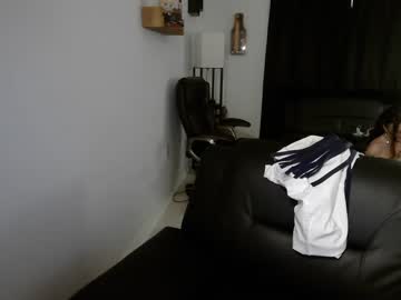 girl
        bunnynextdoor cam image #2840708