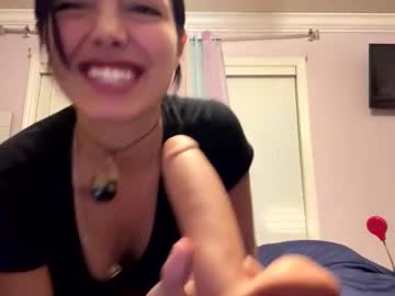 girl Cam Girls Masturbating With Dildos On Chaturbate with danidivina777