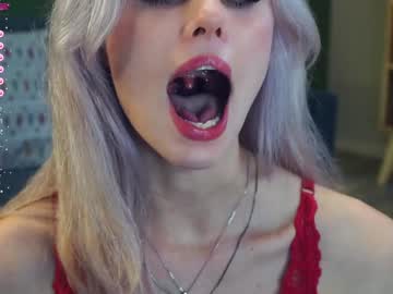 girl
        audreycarvin cam image #4831842