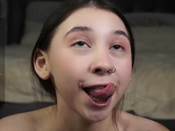 girl
        zarascarlett cam image #6038060
