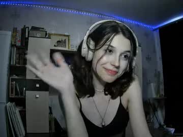 girl
        alodieherlan cam image #6954683