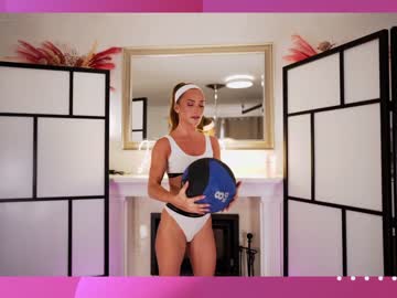 girl
        hannahjames710 cam image #2784767