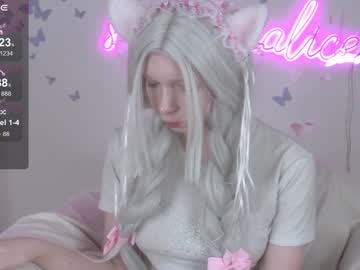 girl
        sapphirealice cam image #4802078