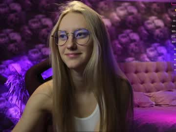 girl
        angeellina cam image #1066102