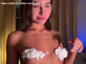 girl
        helensheaven cam image #5685504