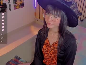 girl
        little_effy18 cam image #2748784