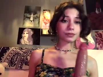 girl
        jade_angelic cam image #1284463