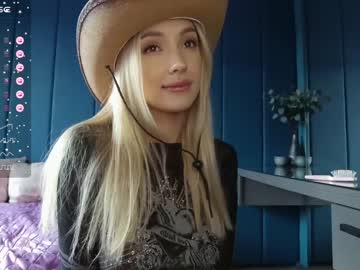 girl
        kriss0leoo cam image #4224750