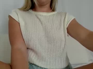 girl
        innocentblonde789 cam image #5031240