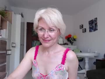 girl
        jasmin18v cam image #1489219