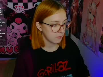 girl
        margaret_red cam image #5219536