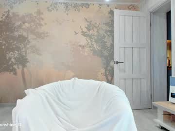 girl
        sunshine13_ cam image #3400114