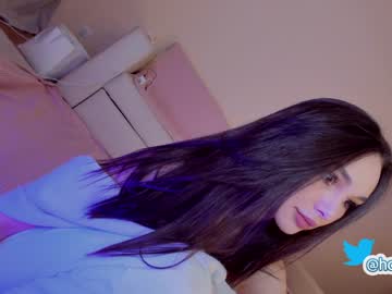 girl
        hollyextra cam image #66806