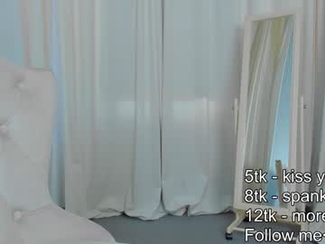 girl
        ashley_shy__ cam image #5317378
