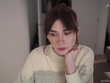 girl
        luna_ai cam image #5514028