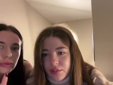 girl
        endlessmia cam image #6418236