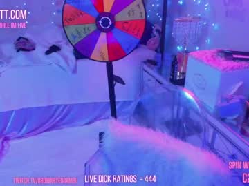 girl
        butterybubblebutt cam image #1401414