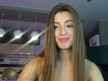 girl
        coy_amina_ cam image #403838
