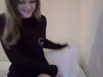 girl
        unholyxholly cam image #1006588
