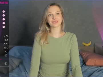 girl
        mmm_banana cam image #1591030