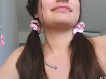 girl
        jessiexxi cam image #6751858