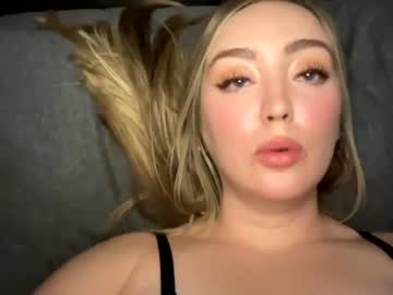 girl
        dellastone cam image #3353583