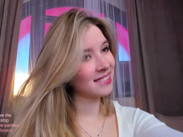 girl
        milablush cam image #590590