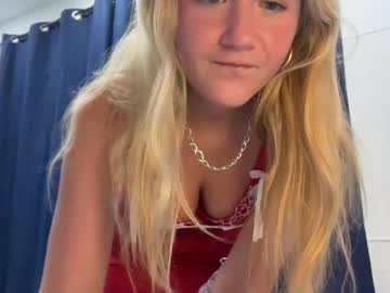 girl
        itsssosierra cam image #6011142