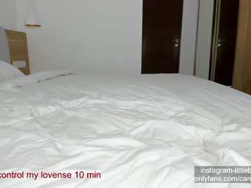 girl
        carolinaherera cam image #1278409